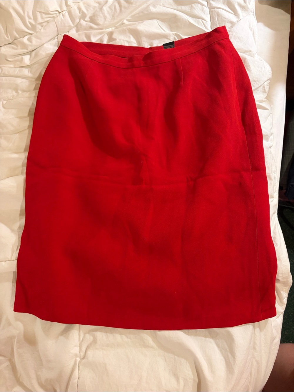 DKNY Bold Red Pencil Skirt Great Career Business Party Or Special Occasion Wear